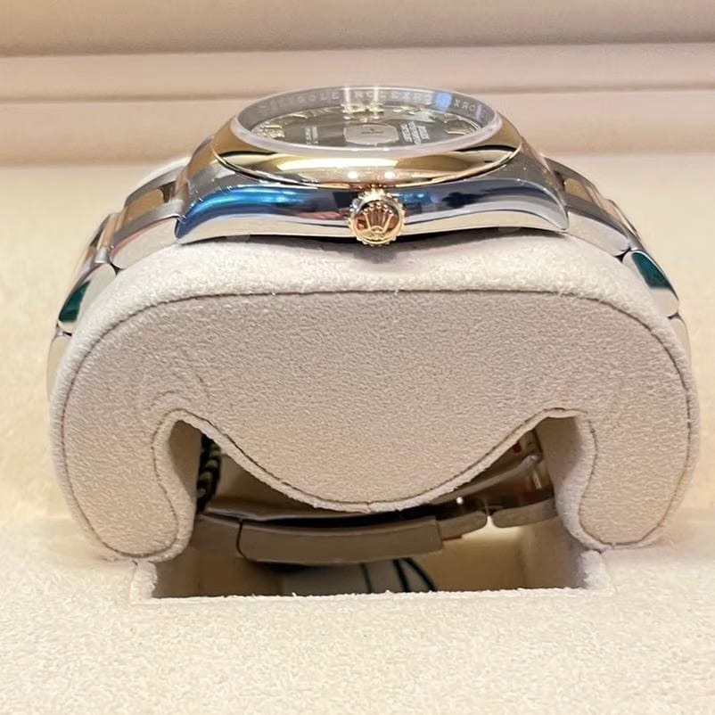 Rolex | Datejust | 126203 | Steel | 36 mm | Gold/Steel | Green | Automatic