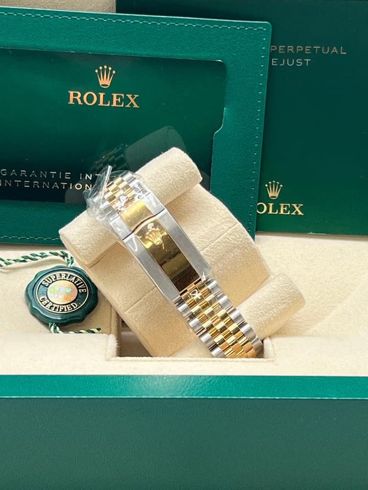 Rolex | Datejust | Rolex 126233 Datejust 36mm White Roman Dial Jubilee band | Gold/Steel | 36mm mm | Gold/Steel | White | Automatic