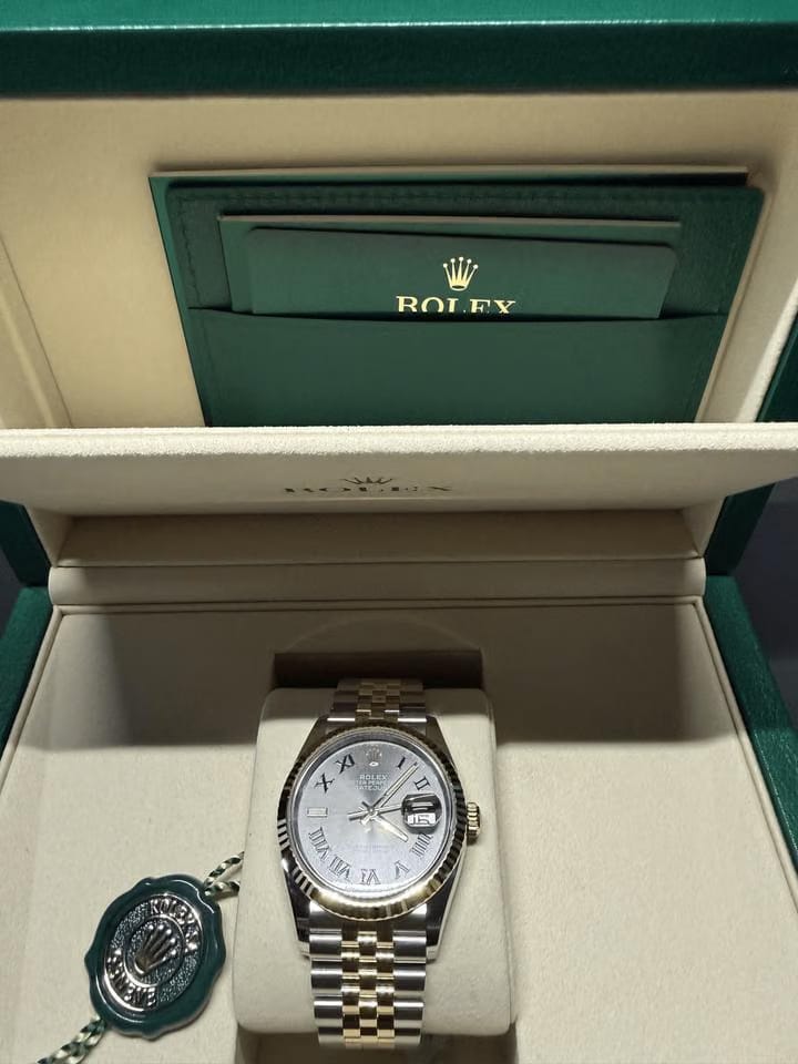 Rolex | Datejust | 126233 | Yellow gold | 36 mm | Gold/Steel | Grey | Automatic