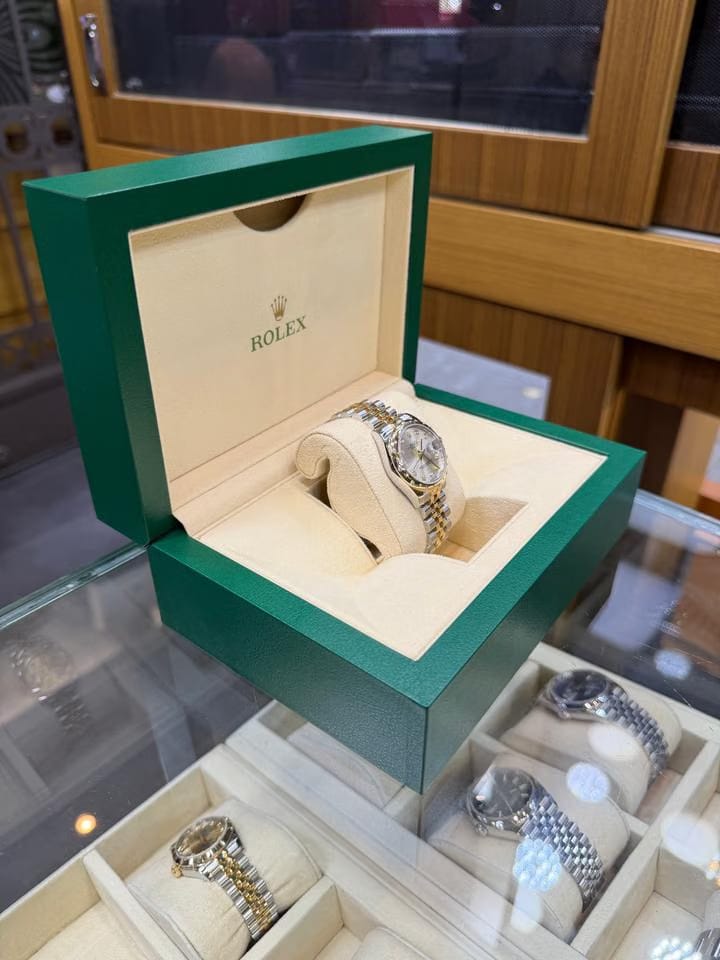 Rolex | Datejust | 178343 | Gold/Steel | 31 mm | Gold/Steel | Silver | Automatic