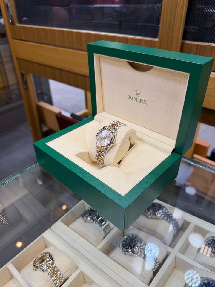 Rolex | Datejust | 178343 | Gold/Steel | 31 mm | Gold/Steel | Silver | Automatic