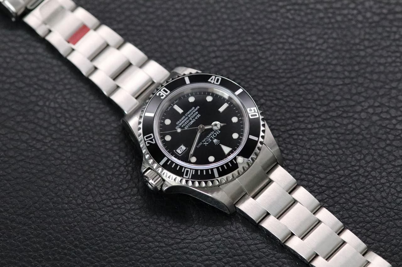 Rolex | Sea-Dweller | 16660 | Steel | 40 mm | Steel | Black | Automatic