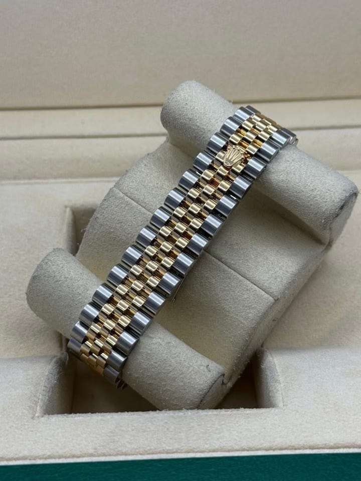 Rolex | Datejust | 278274 | White gold | 31 mm | Steel | Green | Automatic