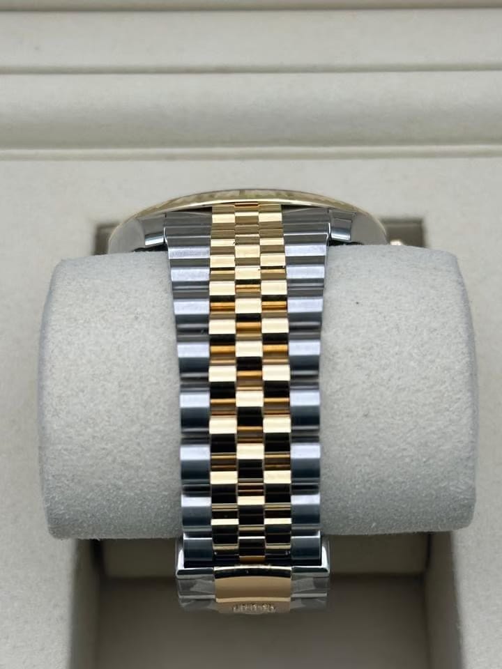 Rolex | Datejust | 126333 | Steel | 36 mm | Steel | Black | Automatic