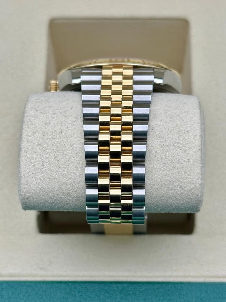 Rolex | Datejust | 126333 | Steel | 36 mm | Steel | Grey | Automatic