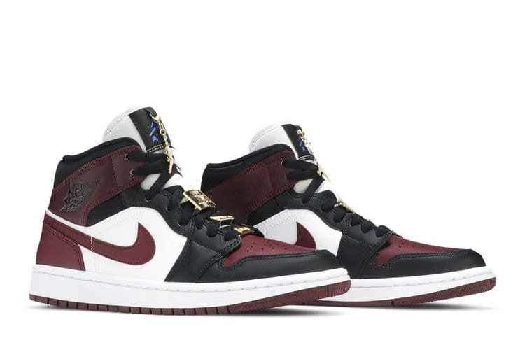 Wmns Air Jordan 1 Mid SE 'Gold Pendants'
