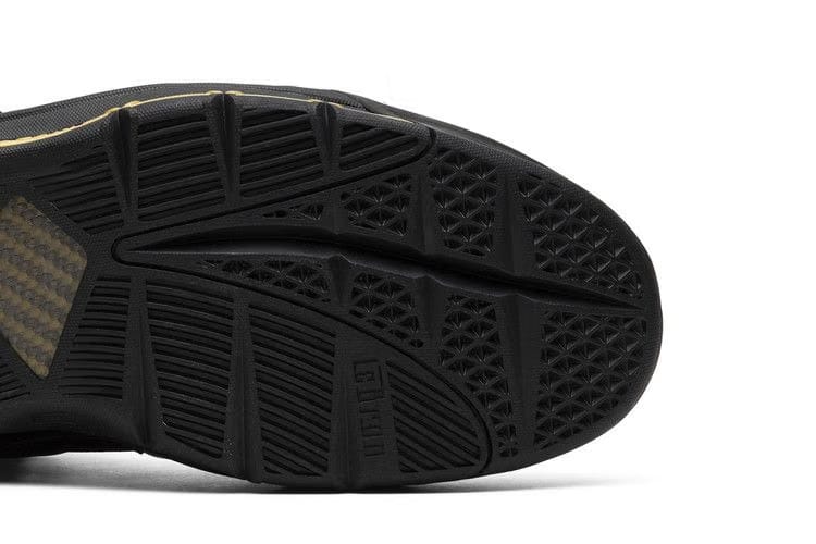 Zoom LeBron 3 Retro Metallic Gold 2018