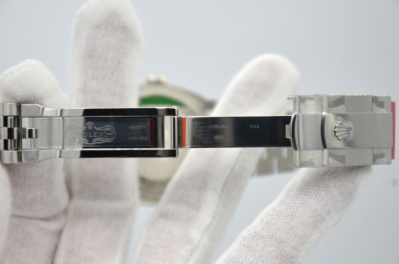 Rolex | Datejust | 126234-0027 | White gold | 36 mm | Steel | Black | Automatic
