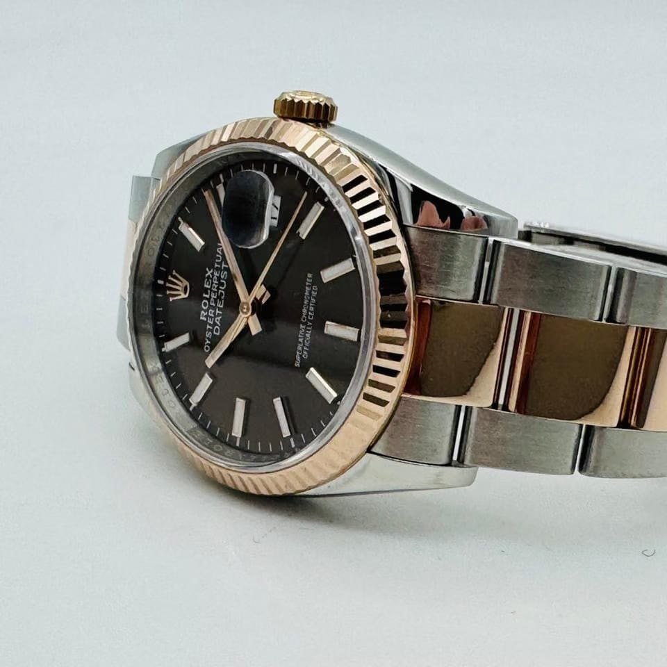 Rolex | Datejust | 126231 | Gold/Steel | 36 x 44 mm | Gold/Steel | Bronze | Automatic