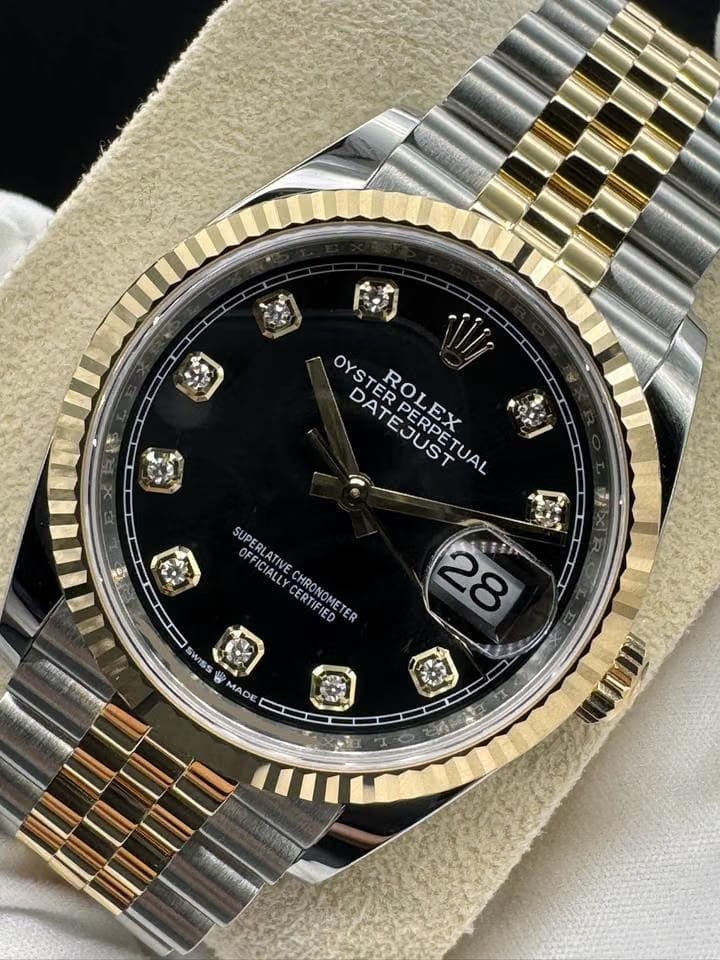 Rolex | Datejust | 126233 | Gold/Steel | 41 mm | Gold/Steel | Black | Automatic
