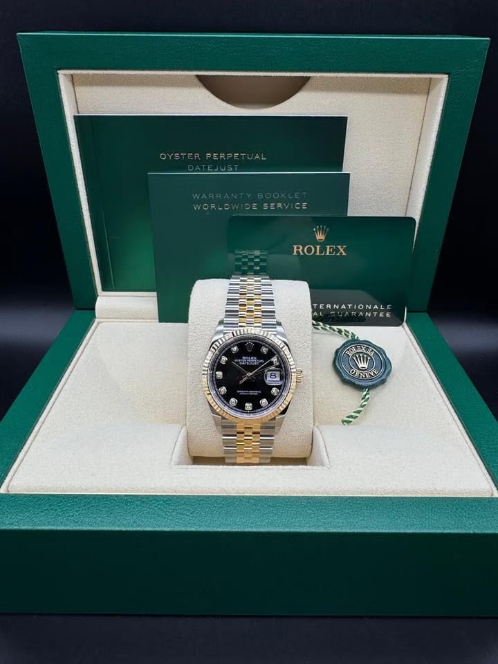 Rolex | Datejust | 126233 | Gold/Steel | 41 mm | Gold/Steel | Black | Automatic