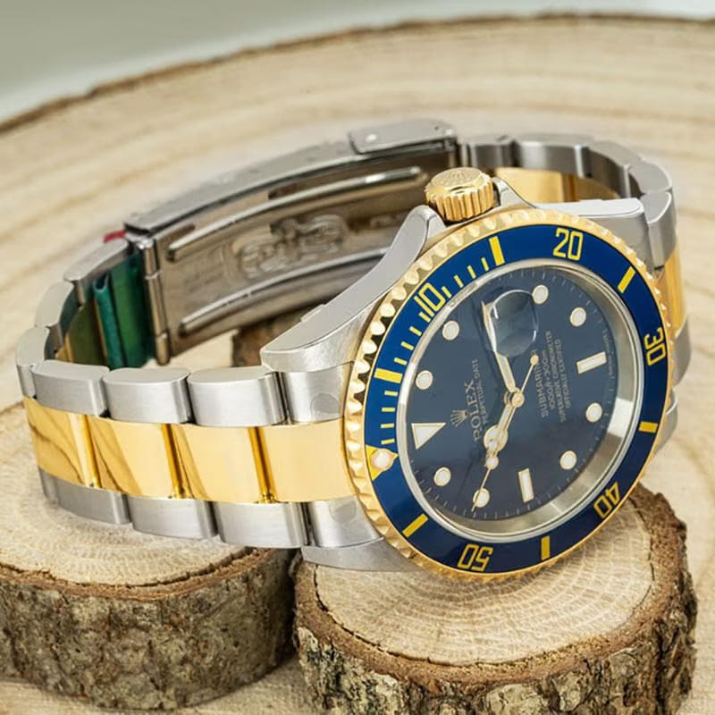 Rolex | Submariner | Rolex Submariner Date 16613 | Gold/Steel | 40 mm | Gold/Steel | Blue | Automatic