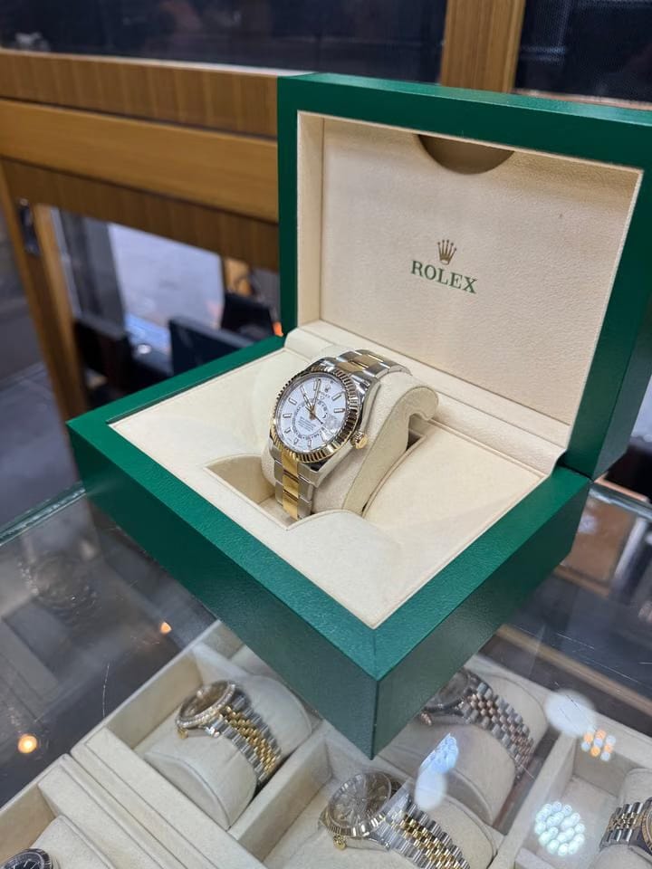 Rolex | Sky-Dweller | 326933 | Gold/Steel | 42 mm | Gold/Steel | White | Automatic