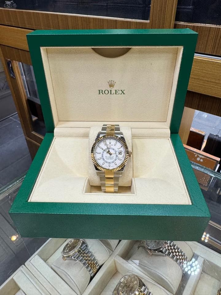 Rolex | Sky-Dweller | 326933 | Gold/Steel | 42 mm | Gold/Steel | White | Automatic