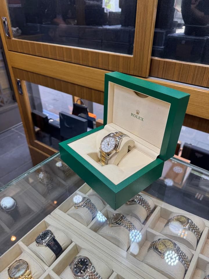 Rolex | Sky-Dweller | 326933 | Gold/Steel | 42 mm | Gold/Steel | White | Automatic
