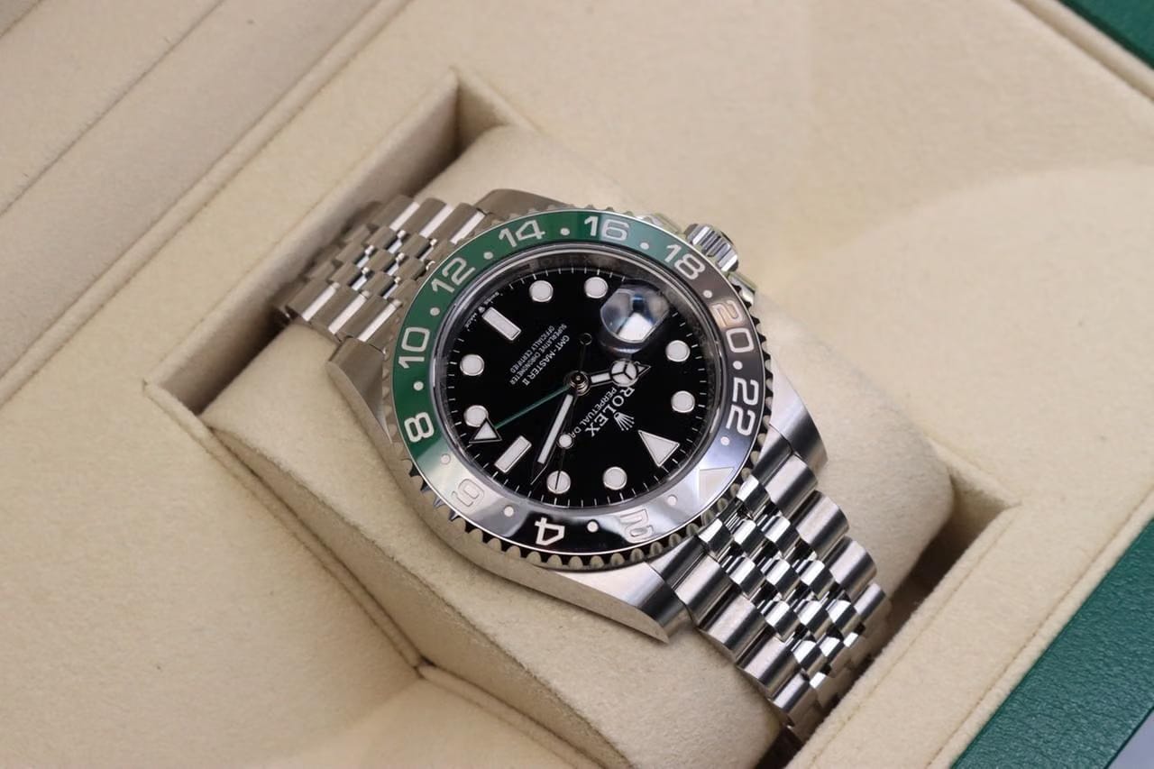 Rolex | GMT-Master II | 126720VTNR-0002 | Steel | 40 mm | Black