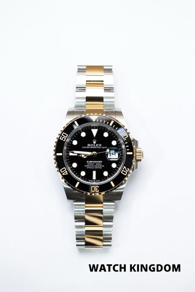 Rolex | Submariner | 126613LN | Yellow gold | 41 mm | Gold/Steel | Black | Automatic