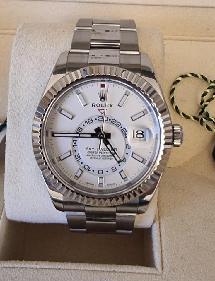 Rolex | Sky-Dweller | 326934 | 42 mm | Steel | Automatic