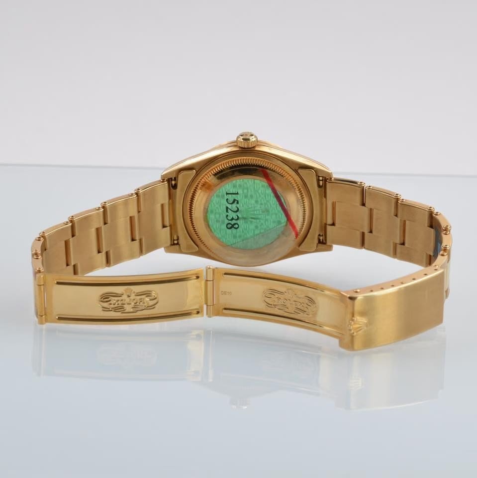 Rolex | Oyster Perpetual | 15238 | Yellow gold | 34 mm | Yellow gold | Champagne | Automatic
