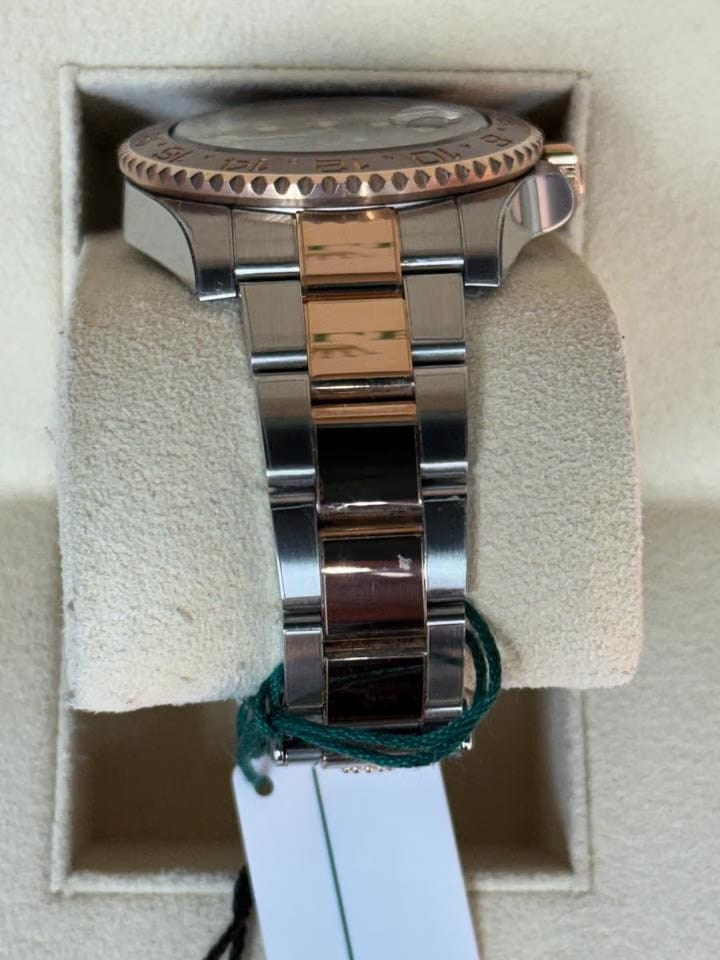 Rolex | GMT-Master II | 126711CHNR | Rose gold | 40 mm | Gold/Steel | Black | Automatic