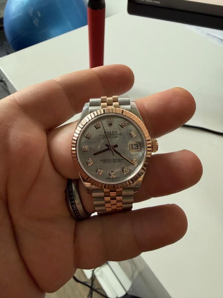 Rolex | Datejust | 278271 | Rose gold and steel | 31 x 37 mm | Gold/Steel | Mother of pearl | Automatic