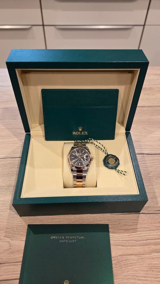 Rolex | Datejust | 126201 | 36 x 44 mm | Gold/Steel | Grey | Automatic