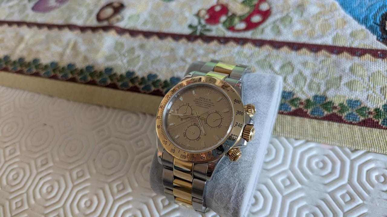 Rolex | Daytona | 116523 | Yellow gold | 40 mm | Gold/Steel | Champagne | Automatic