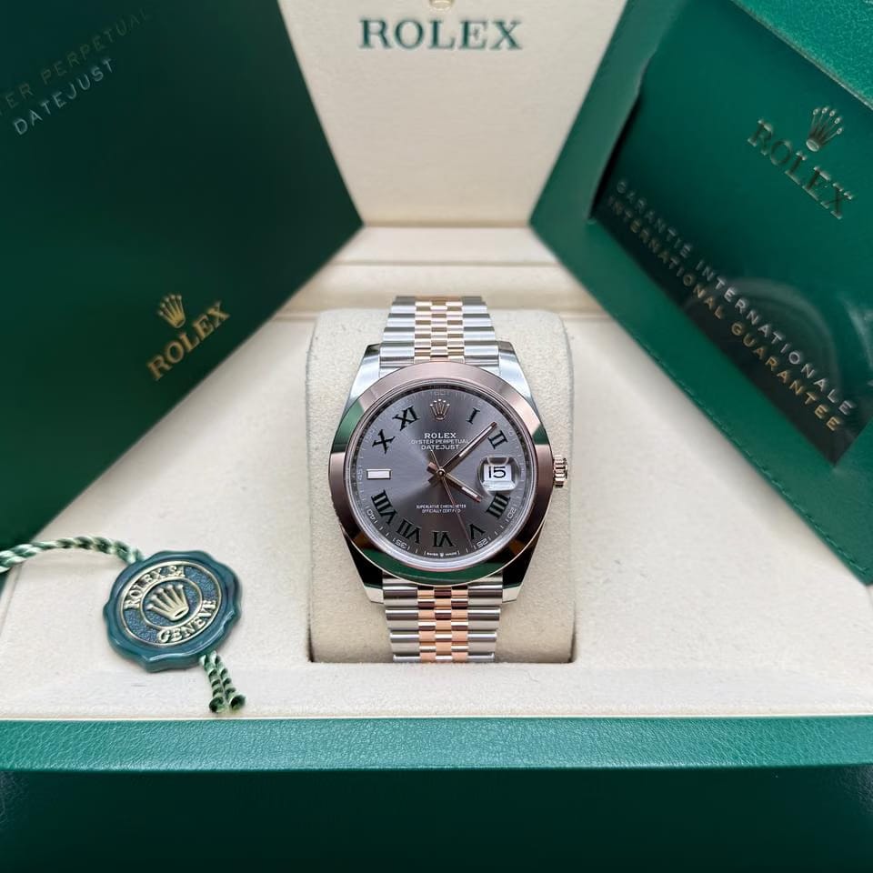 Rolex | Datejust | 126301 | Rose gold | 41 mm | Gold/Steel | Grey | Automatic