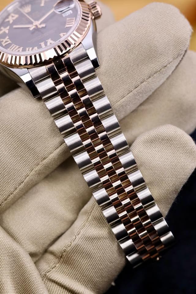 Rolex | Datejust | 278271 | Steel | 31 x 37 mm | Gold/Steel | Brown | Automatic