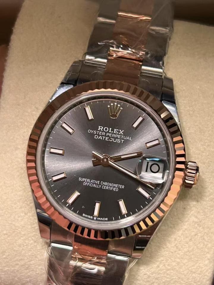 Rolex | Datejust | 278271 GREY INDEX OYS | Gold/Steel | 31 x 37 mm | Gold/Steel | Brown | Automatic