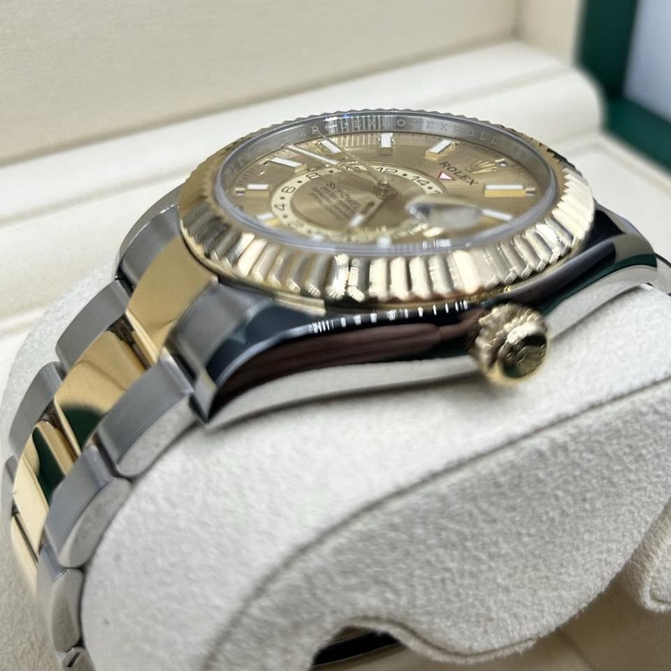 Rolex | Sky-Dweller | 326933 | Gold/Steel | 42 mm | Gold/Steel | Gold | Automatic