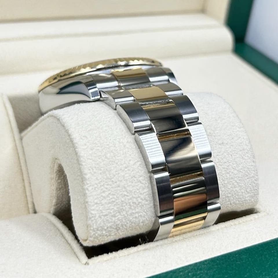 Rolex | Sky-Dweller | 326933 | Gold/Steel | 42 mm | Gold/Steel | Gold | Automatic