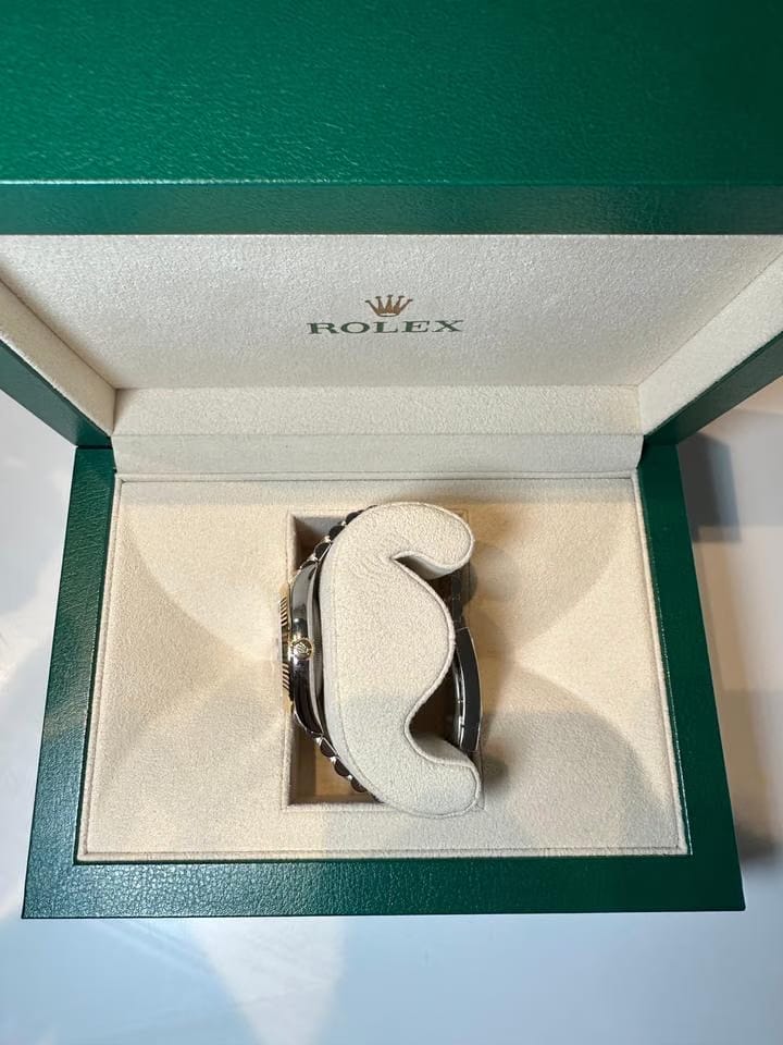 Rolex | Datejust | Two tone champagne dial 126233 2024 | Steel | 36 mm | Gold/Steel | Champagne | Automatic