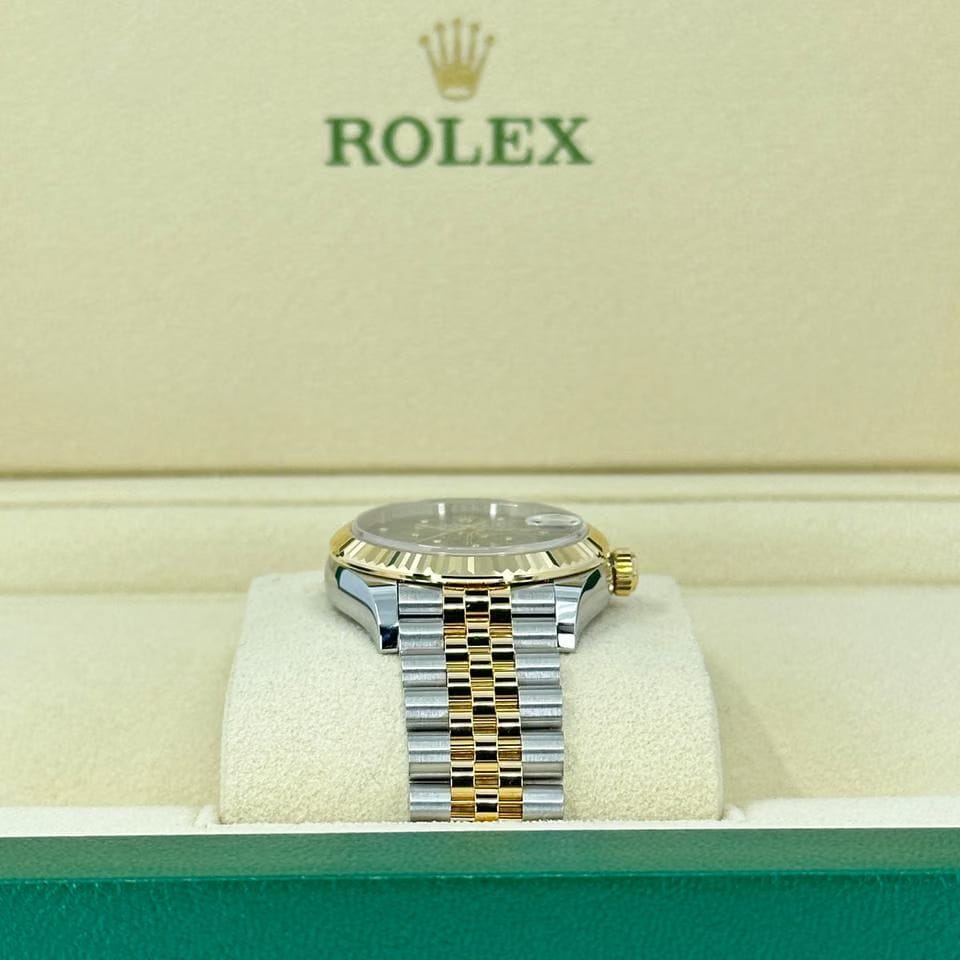 Rolex | Datejust | 278273 | Steel | 31 x 37 mm | Gold/Steel | Green | Automatic