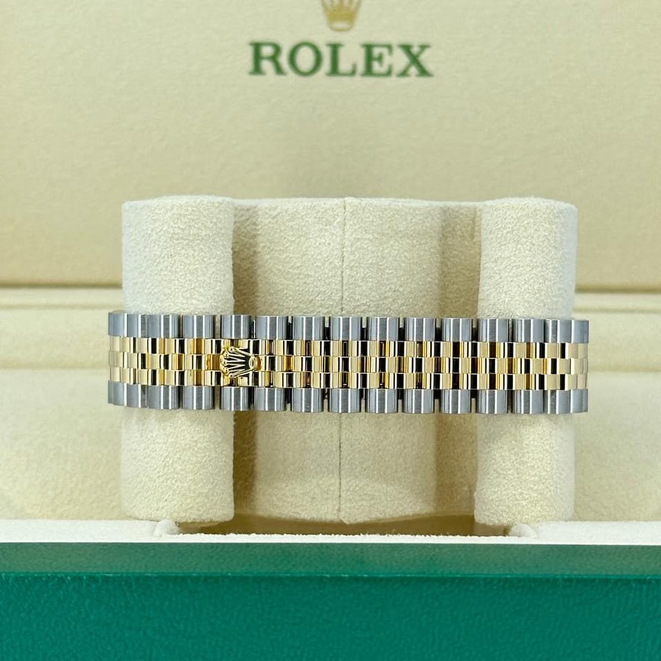 Rolex | Datejust | 278273 | Steel | 31 x 37 mm | Gold/Steel | Green | Automatic