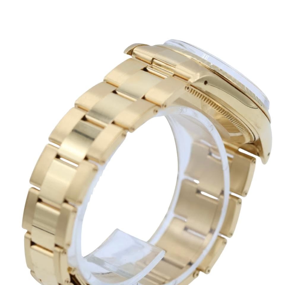 Rolex | Oyster Perpetual | 15038 | Yellow gold | 34 mm | Yellow gold | Silver | Automatic