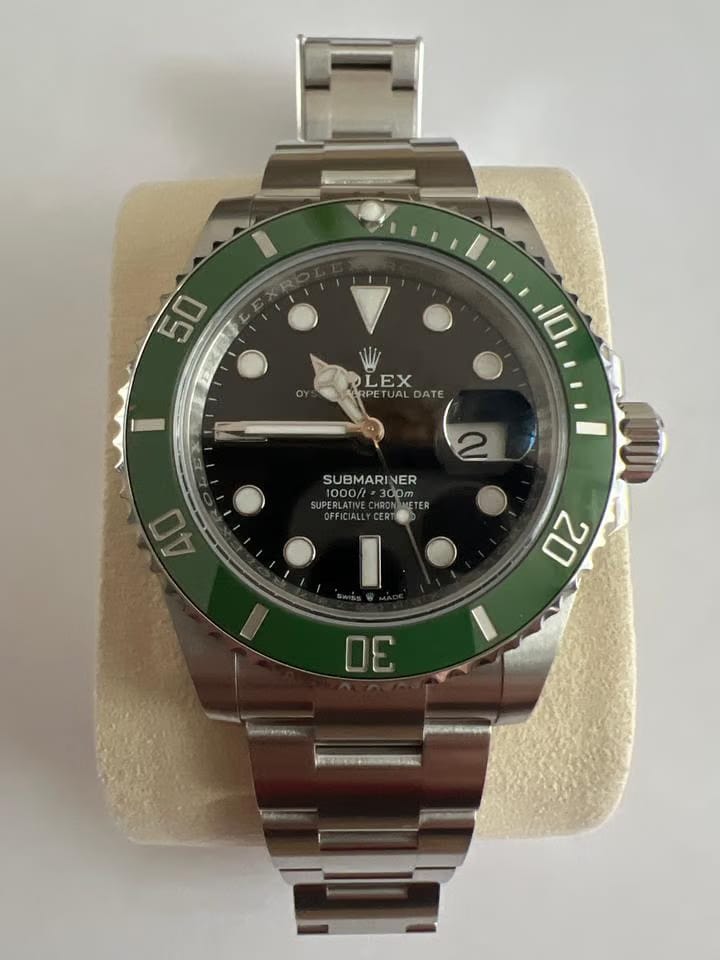 Rolex | Submariner | 126610LV | Steel | 40 mm | Steel | Green | Automatic
