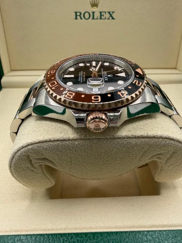 Rolex | GMT-Master II | 126711CHNR | Steel | 40 mm | Gold/Steel | Brown | Automatic