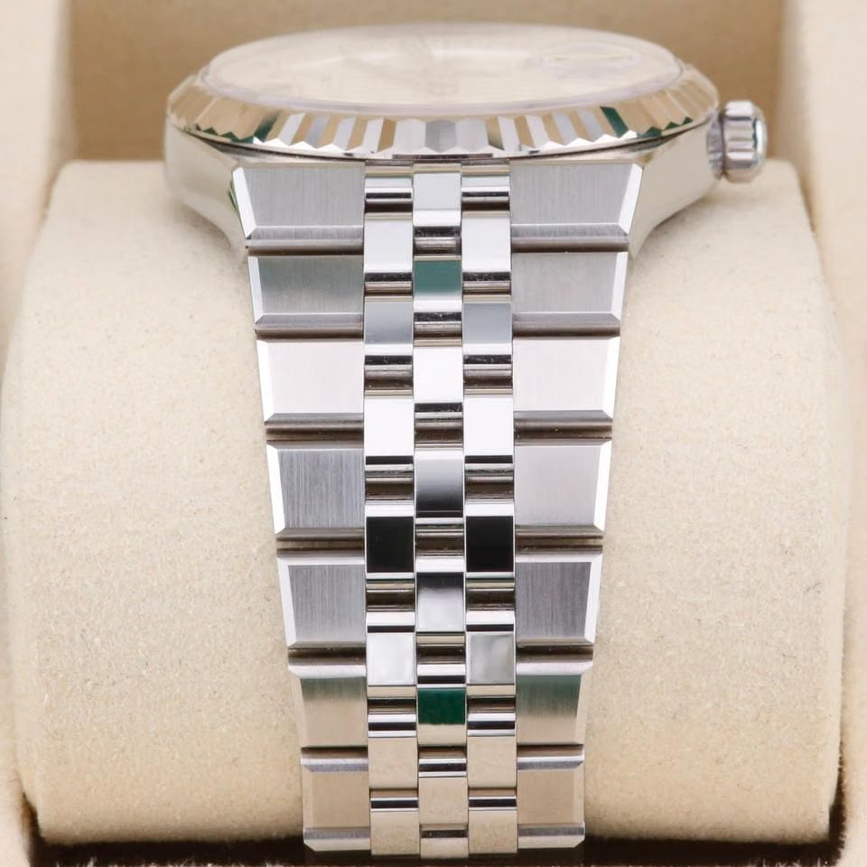 Rolex | Land-Dweller | 127234 | Steel | 36 mm | Automatic