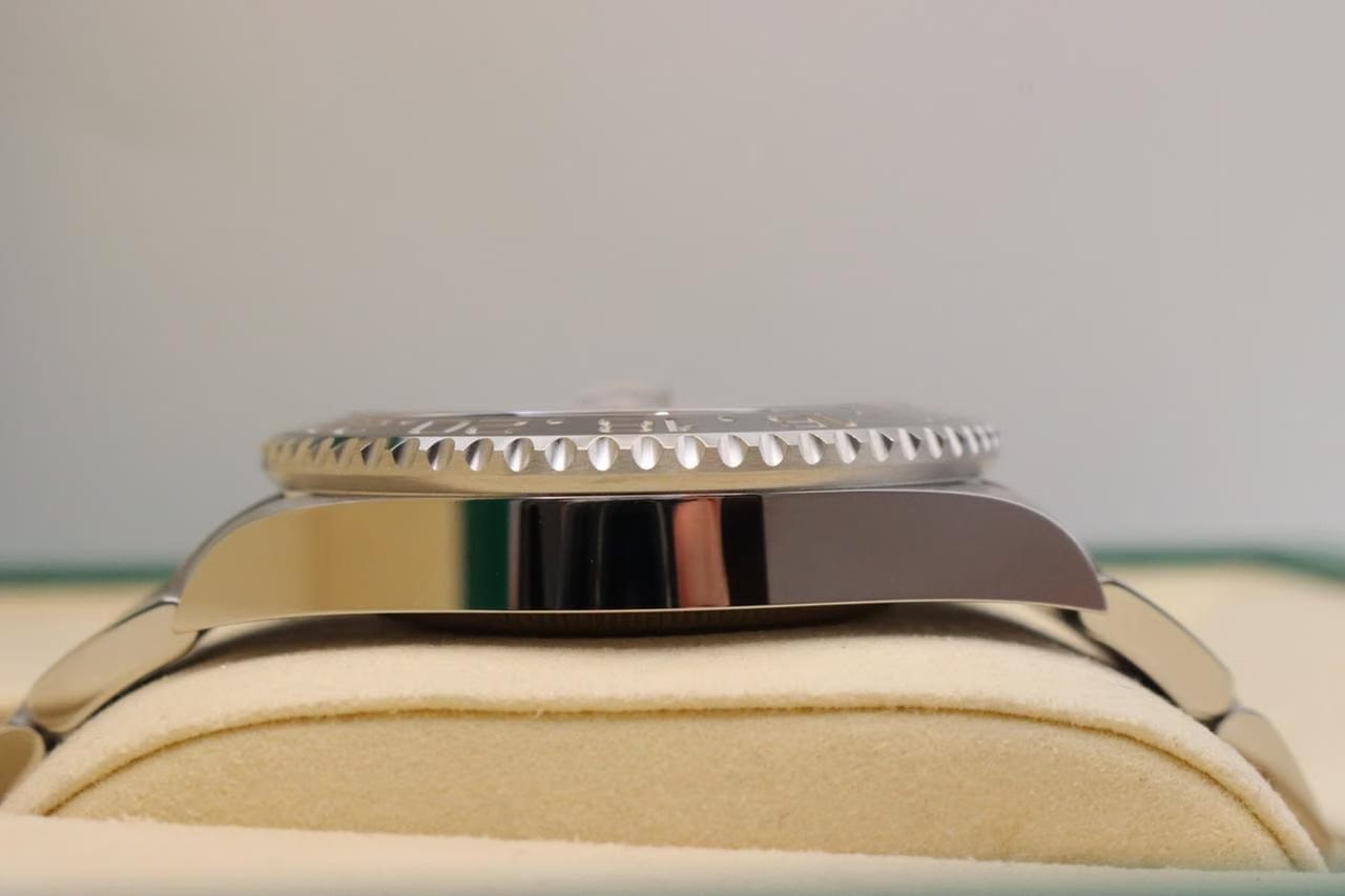 Rolex | GMT-Master II | 126710GRNR-0004 | Steel | 40 mm | Black
