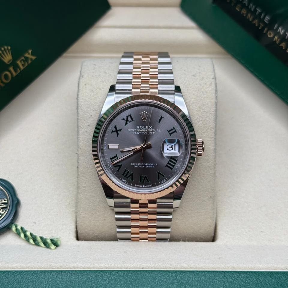 Rolex | Datejust | 126331 | Steel | 41 mm | Gold/Steel | Green | Automatic