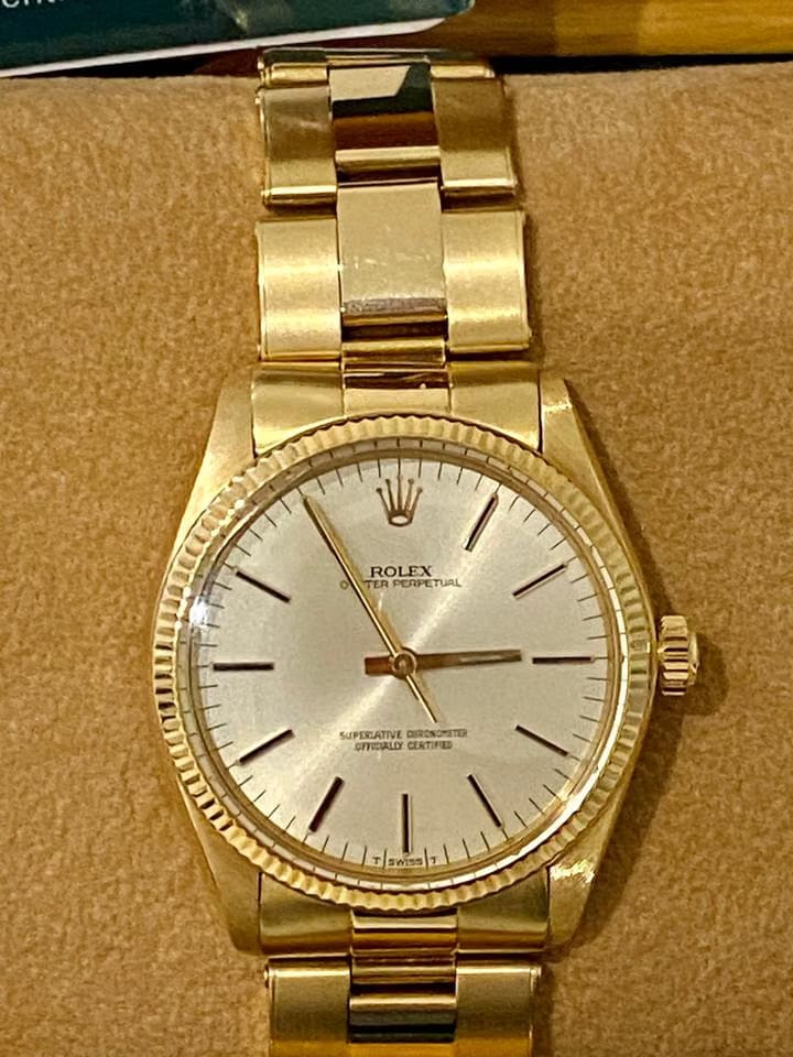 Rolex | Oyster Perpetual | 1005 | Yellow gold | 34 mm | Yellow gold | Silver | Automatic