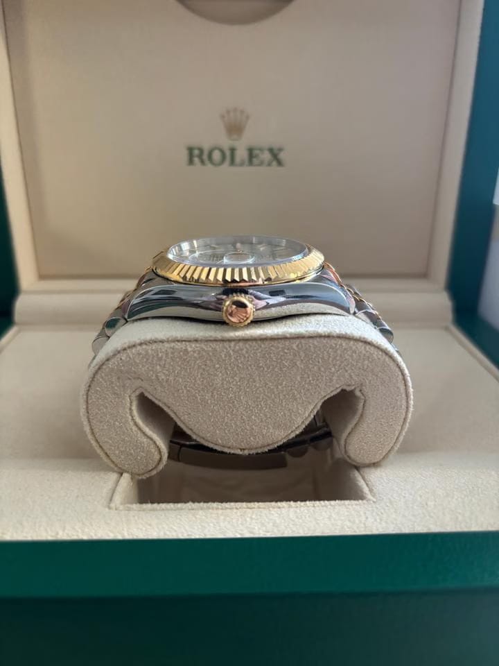 Rolex | Sky-Dweller | 326933 | Gold/Steel | 42 mm | Gold/Steel | Yellow | Automatic
