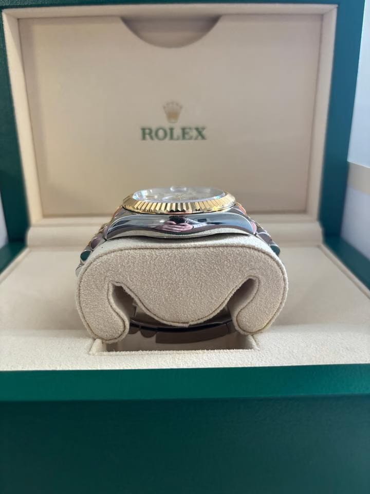 Rolex | Sky-Dweller | 326933 | Gold/Steel | 42 mm | Gold/Steel | Yellow | Automatic