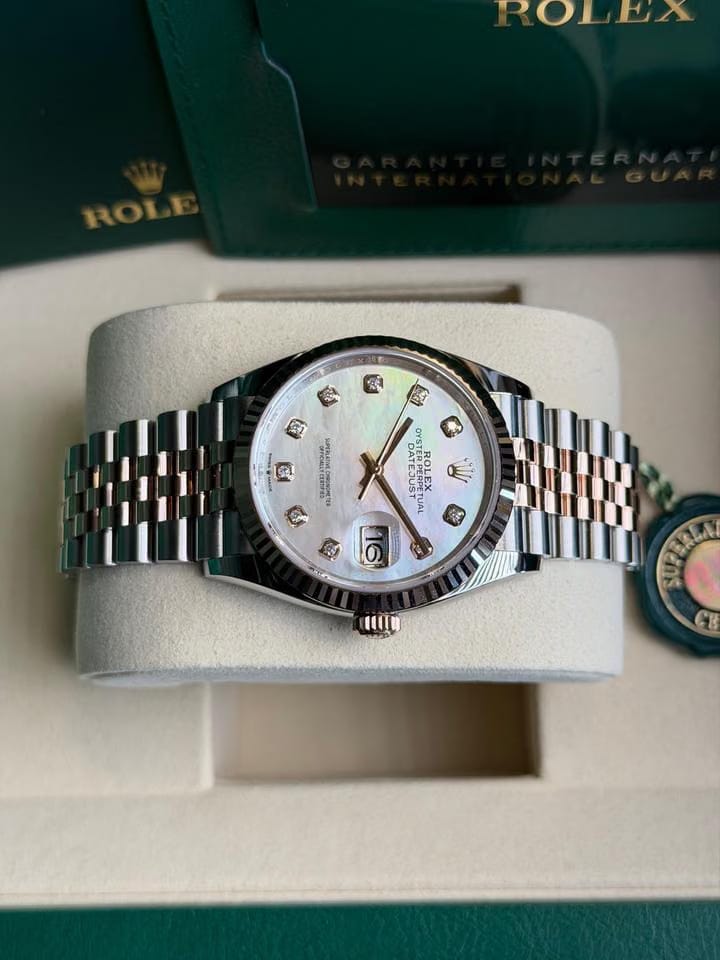 Rolex | Datejust | 126231 | Gold/Steel | 36 x 44 mm | Gold/Steel | Mother of pearl | Automatic