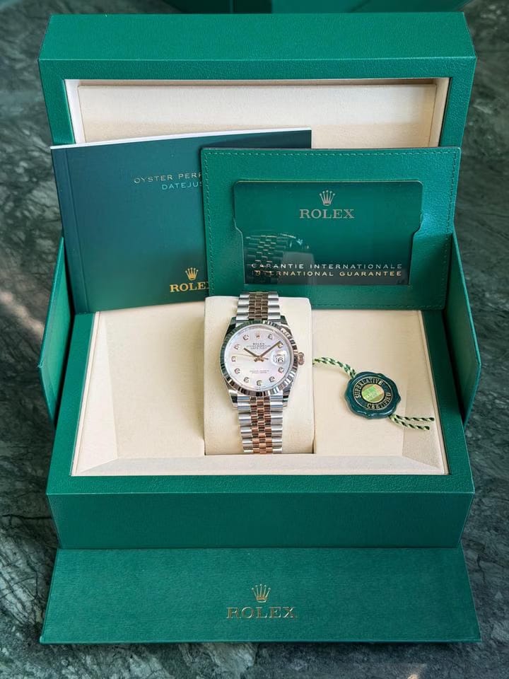 Rolex | Datejust | 126231 | Gold/Steel | 36 x 44 mm | Gold/Steel | Mother of pearl | Automatic