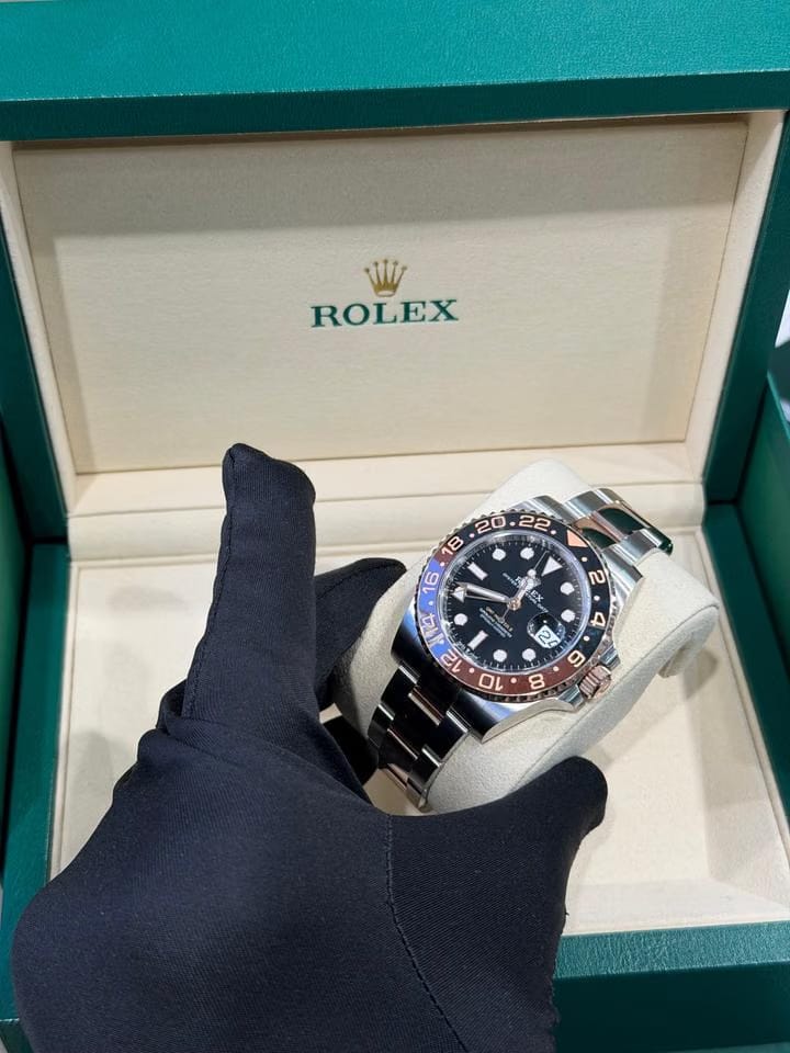Rolex | GMT-Master II | 126711CHNR | Gold/Steel | 40 mm | Gold/Steel | Brown | Automatic