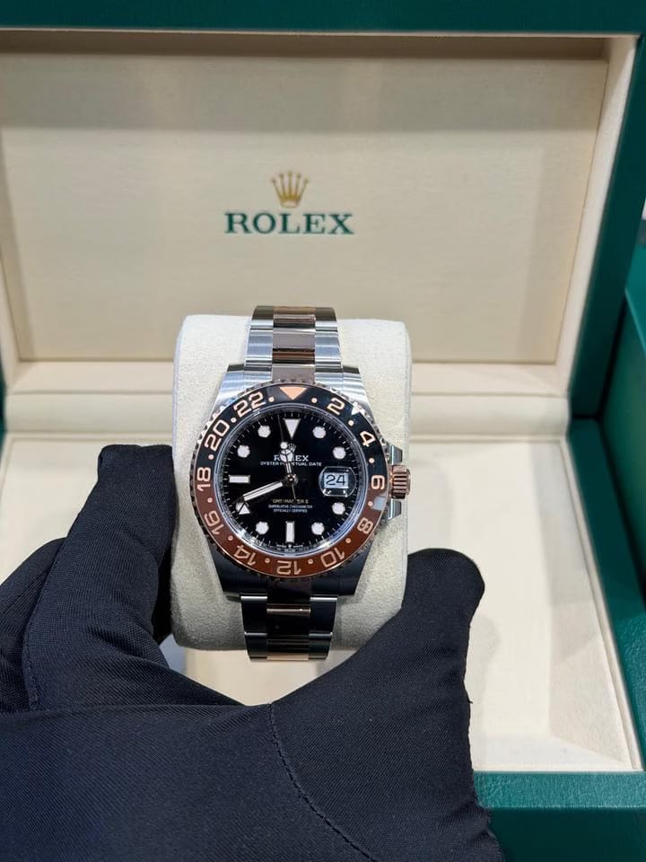 Rolex | GMT-Master II | 126711CHNR | Gold/Steel | 40 mm | Gold/Steel | Brown | Automatic