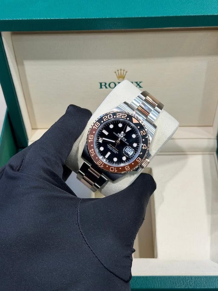 Rolex | GMT-Master II | 126711CHNR | Gold/Steel | 40 mm | Gold/Steel | Brown | Automatic