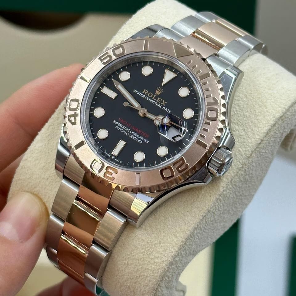 Rolex | Yacht-Master | 126621 black | Rose gold | Gold/Steel | Black | Automatic